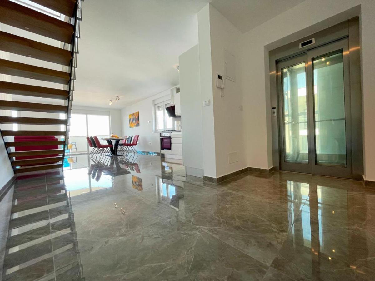 Seascape Deluxe Residence Pjescana Uvala Exterior photo