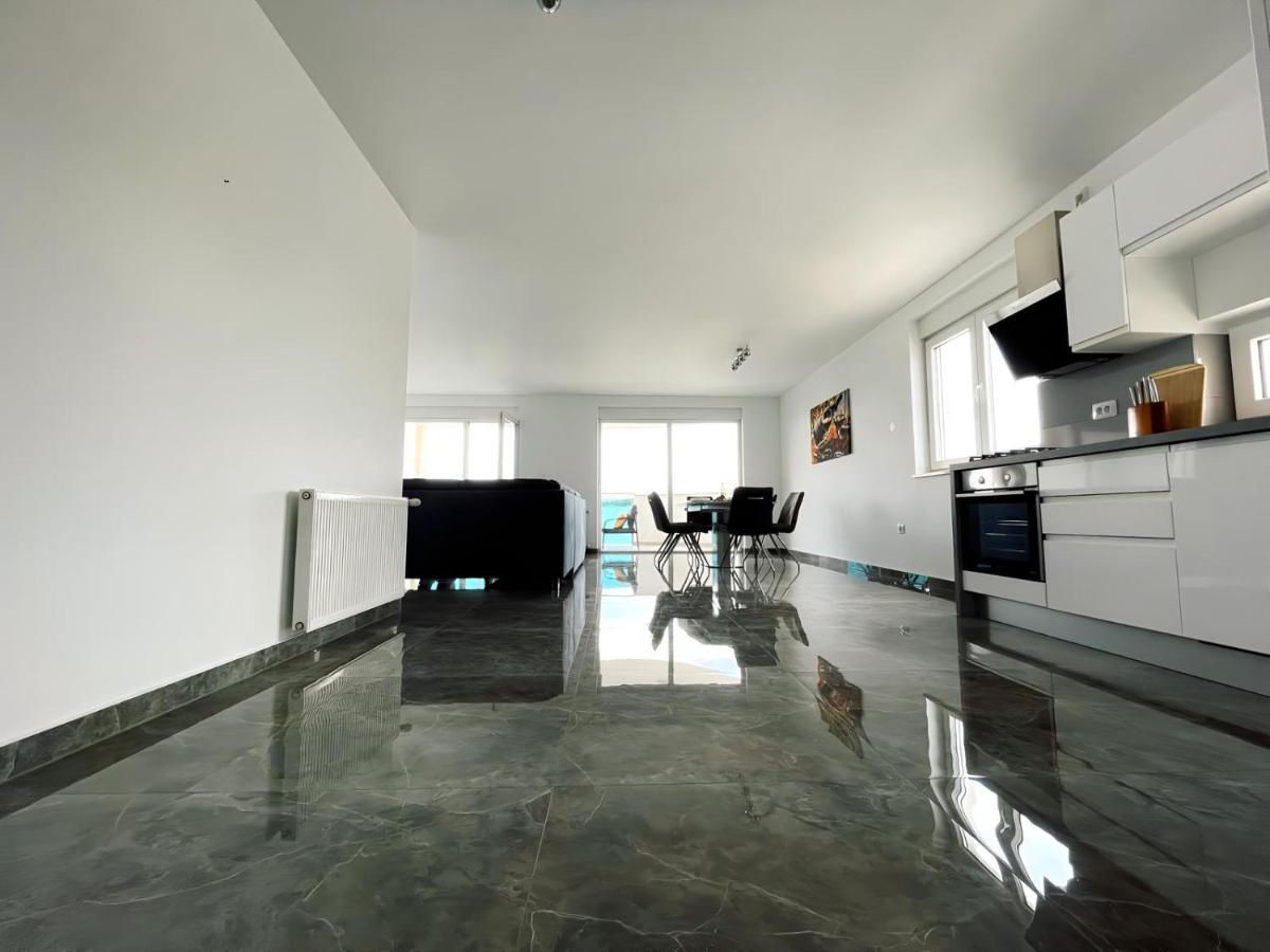 Seascape Deluxe Residence Pjescana Uvala Exterior photo