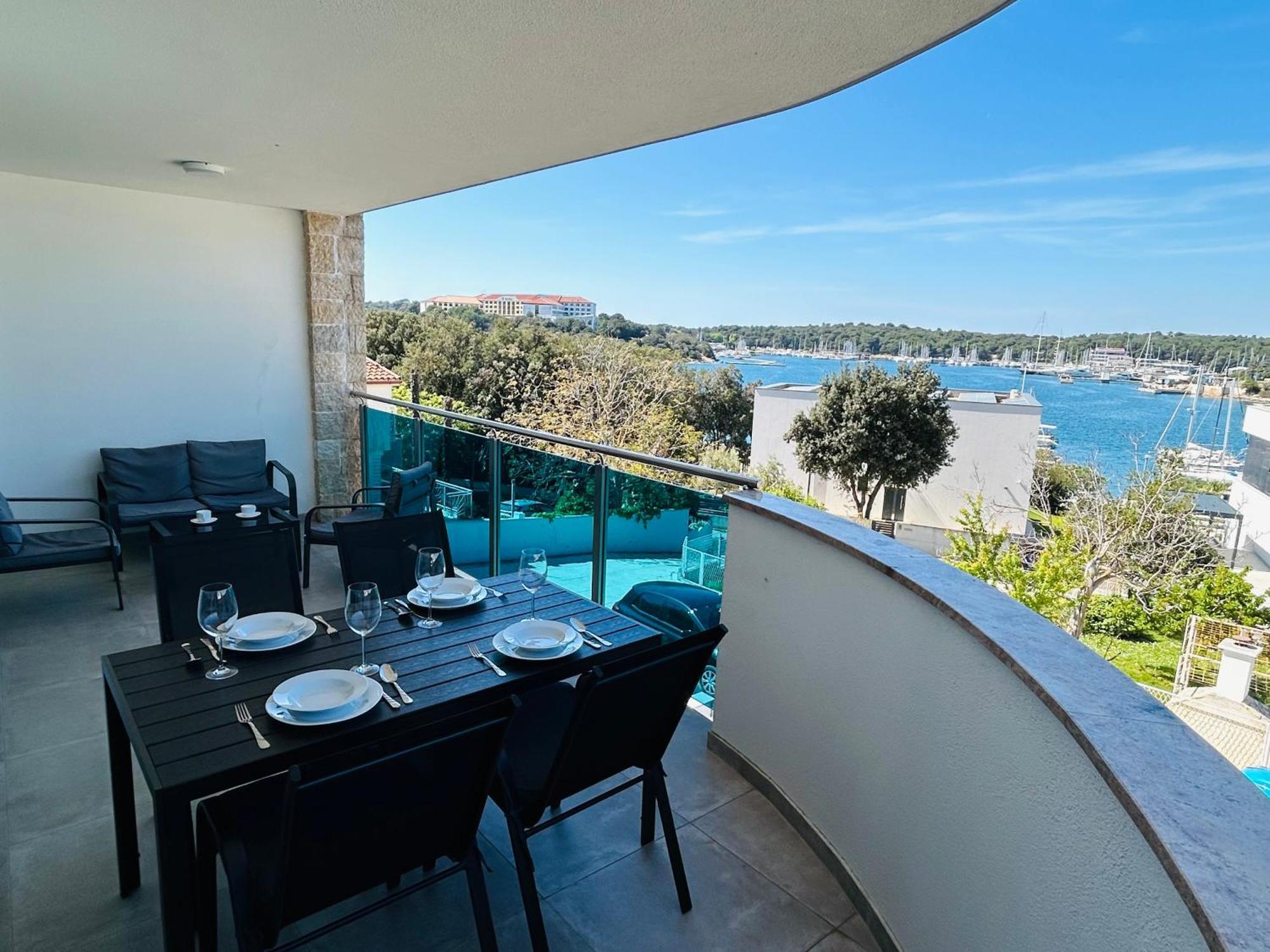 Seascape Deluxe Residence Pjescana Uvala Exterior photo